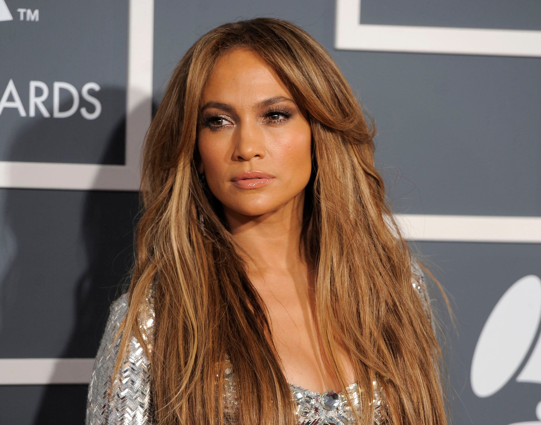 Jennifer Lopez Named In Bizarre Fan Lawsuit Alleging Singer ‘fooled Him